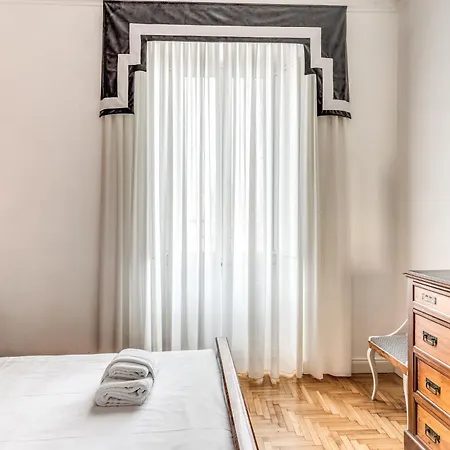 Lovely Renovated Flat By Vatican-2